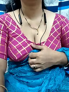 Snapshot of bhuvana555 chatting on 01-15-25, 07:05 bhuvana555 online show from 01-15-25, 07:05