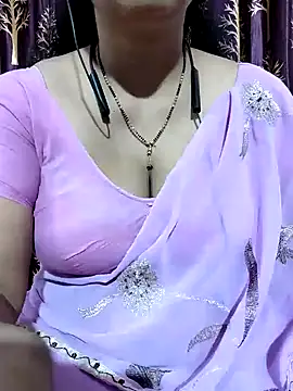 Snapshot of bhuvana555 chatting on 01-26-25, 06:06 bhuvana555 online show from 01-26-25, 06:06