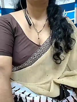 Snapshot of bhuvana555 chatting on 02-05-25, 07:50 bhuvana555 online show from 02-05-25, 07:50