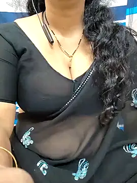 Snapshot of bhuvana555 chatting on 02-13-25, 04:11 bhuvana555 online show from 02-13-25, 04:11
