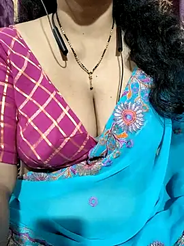 Snapshot of bhuvana555 chatting on 02-18-25, 08:36 bhuvana555 online show from 02-18-25, 08:36