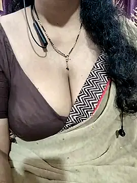 Snapshot of bhuvana555 chatting on 02-20-25, 08:47 bhuvana555 online show from 02-20-25, 08:47