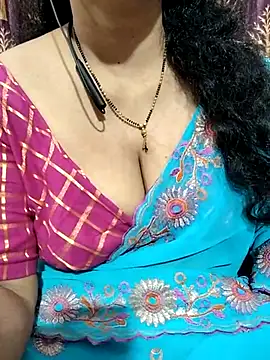 Snapshot of bhuvana555 chatting on 03-02-25, 08:29 bhuvana555 online show from 03-02-25, 08:29