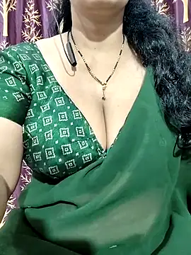 Snapshot of bhuvana555 chatting on 03-04-25, 05:56 bhuvana555 online show from 03-04-25, 05:56