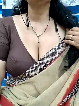 Snapshot of bhuvana555 chatting on 03-15-25, 09:30 bhuvana555 online show from 03-15-25, 09:30