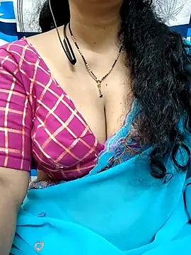 Snapshot of bhuvana555 chatting on 03-16-25, 06:09 bhuvana555 online show from 03-16-25, 06:09