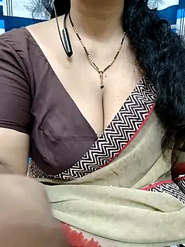 Snapshot of bhuvana555 chatting on 03-19-25, 07:07 bhuvana555 online show from 03-19-25, 07:07