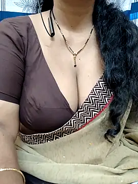 Snapshot of bhuvana555 chatting on 03-22-25, 12:14 bhuvana555 online show from 03-22-25, 12:14