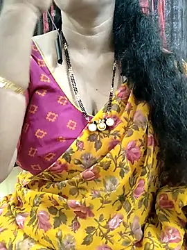 Snapshot of bhuvana555 chatting on 09-10-25, 05:29 bhuvana555 online show from 09-10-25, 05:29
