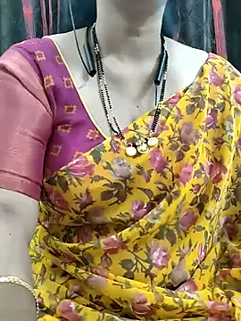 Snapshot of bhuvana555 chatting on 09-23-25, 04:54 bhuvana555 online show from 09-23-25, 04:54