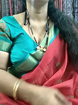 Snapshot of bhuvana555 chatting on 10-21-25, 05:08 bhuvana555 online show from 10-21-25, 05:08