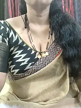 Snapshot of bhuvana555 chatting on 10-30-25, 04:36 bhuvana555 online show from 10-30-25, 04:36