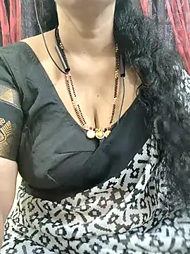 Snapshot of bhuvana555 chatting on 11-04-25, 04:44 bhuvana555 online show from 11-04-25, 04:44