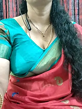 Snapshot of bhuvana555 chatting on 11-22-25, 04:55 bhuvana555 online show from 11-22-25, 04:55