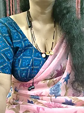 Snapshot of bhuvana555 chatting on 11-27-25, 04:36 bhuvana555 online show from 11-27-25, 04:36