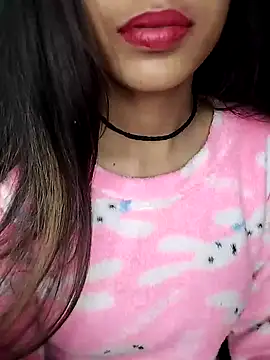 Snapshot of Sreya213 chatting on 12-23-24, 03:40 Sreya213 online show from 12-23-24, 03:40