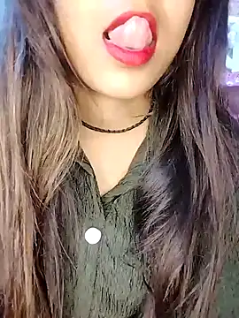 Snapshot of Sreya213 chatting on 12-27-24, 05:59 Sreya213 online show from 12-27-24, 05:59