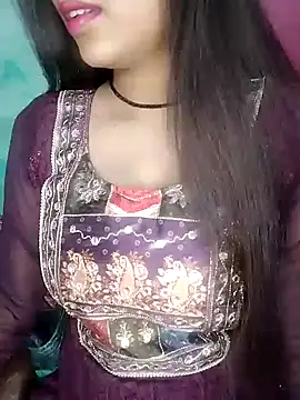 Snapshot of Sreya213 chatting on 01-23-25, 07:51 Sreya213 online show from 01-23-25, 07:51