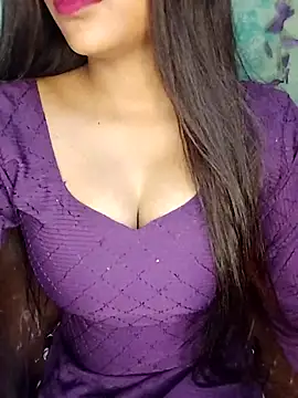 Snapshot of Sreya213 chatting on 11-07-25, 07:52 Sreya213 online show from 11-07-25, 07:52