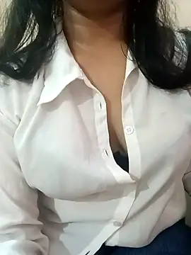 Snapshot of Rina777o chatting on 03-01-25, 09:48 Rina777o online show from 03-01-25, 09:48