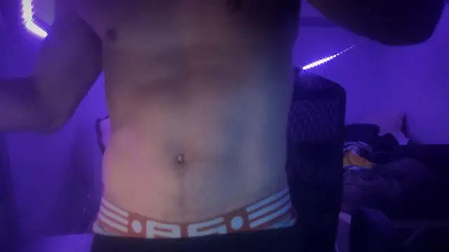 Snapshot of hot_shot_13 chatting on 12-10-24, 02:50 hot shot 13 online show from 12-10-24, 02:50