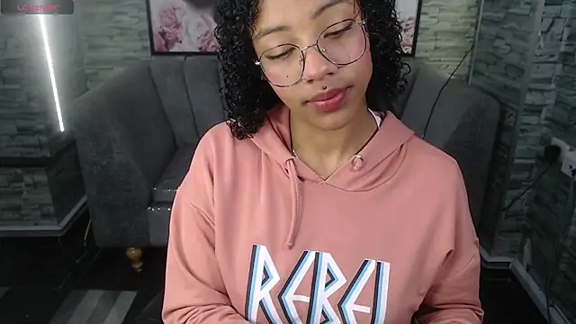 Violeth b online show from 10-06-25, 12:57