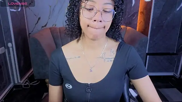 Violeth b online show from 02-10-26, 12:53