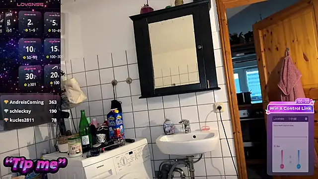 Snapshot of elina_may chatting on 12-14-24, 01:59 elina may online show from 12-14-24, 01:59