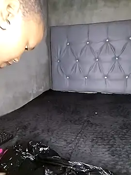 Sego TeeTee online show from 02-23-25, 01:46