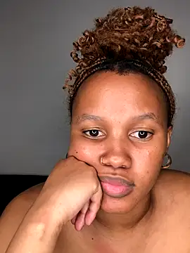 Sego TeeTee online show from 10-11-25, 06:39