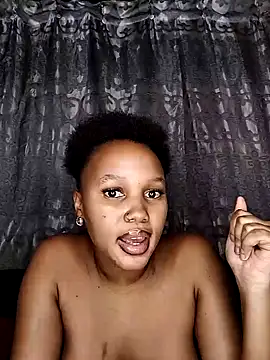 Snapshot of Sego_TeeTee chatting on 04-12-26, 09:42 Sego TeeTee online show from 04-12-26, 09:42
