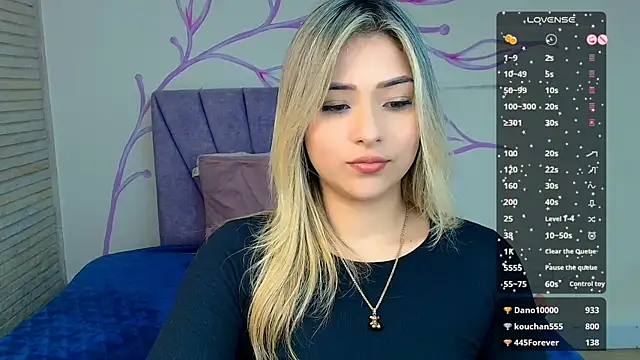 Snapshot of DahliaMoore chatting on 01-24-25, 02:07 DahliaMoore online show from 01-24-25, 02:07