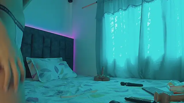 IssabellaLopez online show from 11-21-25, 07:01