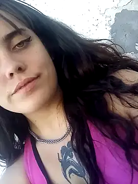 lucylovles online show from 02-13-25, 09:06