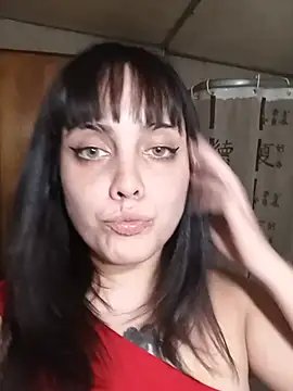 lucylovles online show from 07-28-26, 04:19