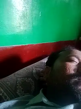 Snapshot of SSmadhu chatting on 10-23-25, 10:14 SSmadhu online show from 10-23-25, 10:14