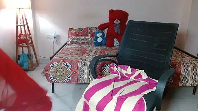 Snapshot of Naughty_Ayesha1 chatting on 06-13-26, 01:42 Naughty Ayesha1 online show from 06-13-26, 01:42