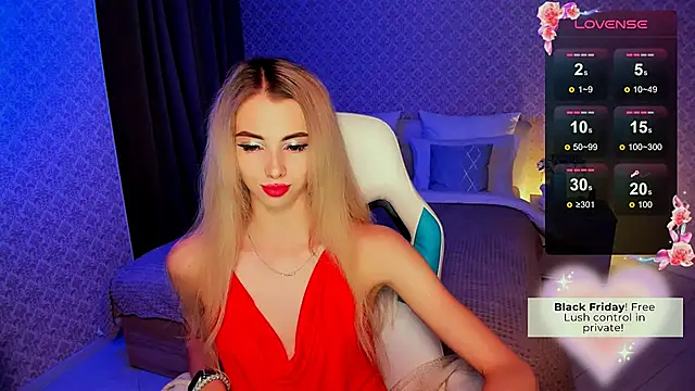 Snapshot of Emilia_Klar chatting on 12-12-24, 02:44 Emilia Klar online show from 12-12-24, 02:44