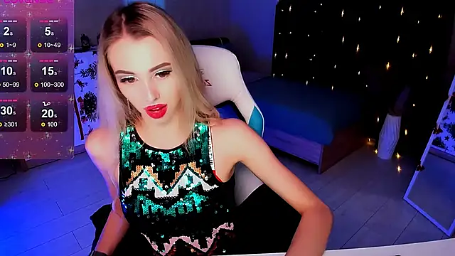 Snapshot of Emilia_Klar chatting on 01-03-25, 03:55 Emilia Klar online show from 01-03-25, 03:55