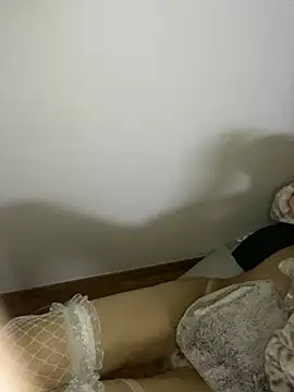 Snapshot of pantumieteruyo chatting on 12-28-24, 02:10 pantumieteruyo online show from 12-28-24, 02:10