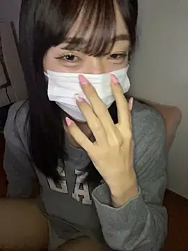 Snapshot of pantumieteruyo chatting on 01-27-25, 01:30 pantumieteruyo online show from 01-27-25, 01:30