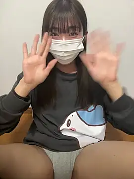 Snapshot of pantumieteruyo chatting on 02-27-25, 01:38 pantumieteruyo online show from 02-27-25, 01:38