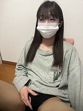 Snapshot of pantumieteruyo chatting on 03-04-25, 01:49 pantumieteruyo online show from 03-04-25, 01:49