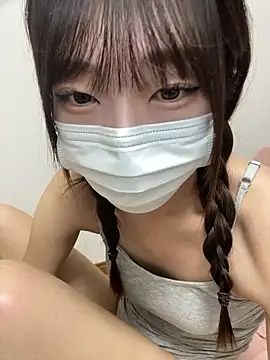 Snapshot of pantumieteruyo chatting on 10-25-25, 02:24 pantumieteruyo online show from 10-25-25, 02:24