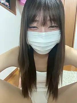 Snapshot of pantumieteruyo chatting on 10-27-25, 01:59 pantumieteruyo online show from 10-27-25, 01:59