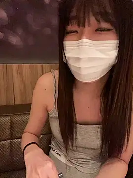 Snapshot of pantumieteruyo chatting on 02-21-26, 02:18 pantumieteruyo online show from 02-21-26, 02:18