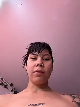 Snapshot of EemaHaruki chatting on 03-03-26, 07:09 EemaHaruki online show from 03-03-26, 07:09