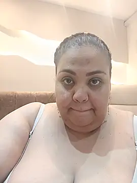 Snapshot of Alisson_am chatting on 05-16-26, 07:12 Alisson am online show from 05-16-26, 07:12