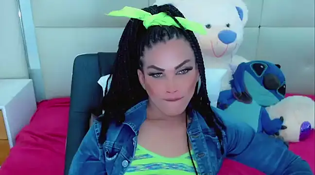 NathaliaCross online show from 02-10-25, 11:46