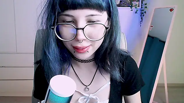 MoriHorri online show from 12-15-24, 12:40